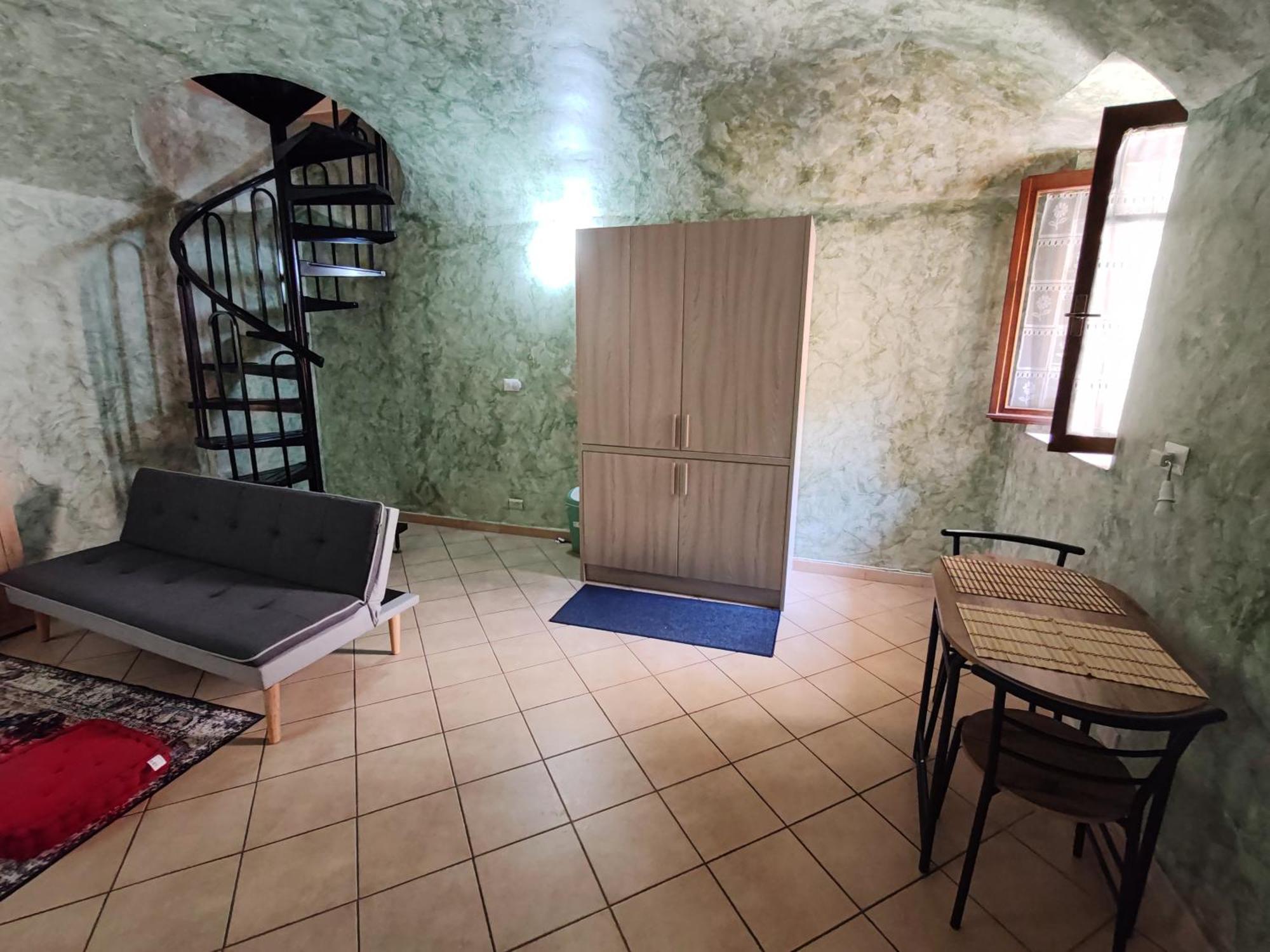 Appartamento Secret Zen House In The Center With Free Parking & Automatic 24 Hours Check-In Casale Monferrato Esterno foto